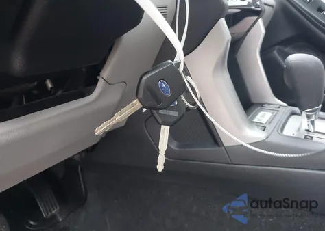 2017 Subaru Forester 2.5I Premium z USA, uszkodzony, nr VIN JF2SJAGC8HH551223